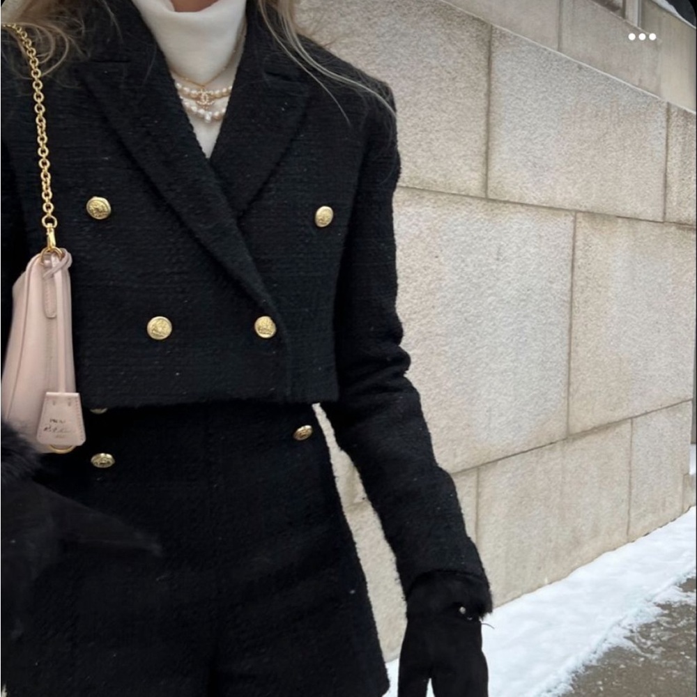 ZARA cropped blazer